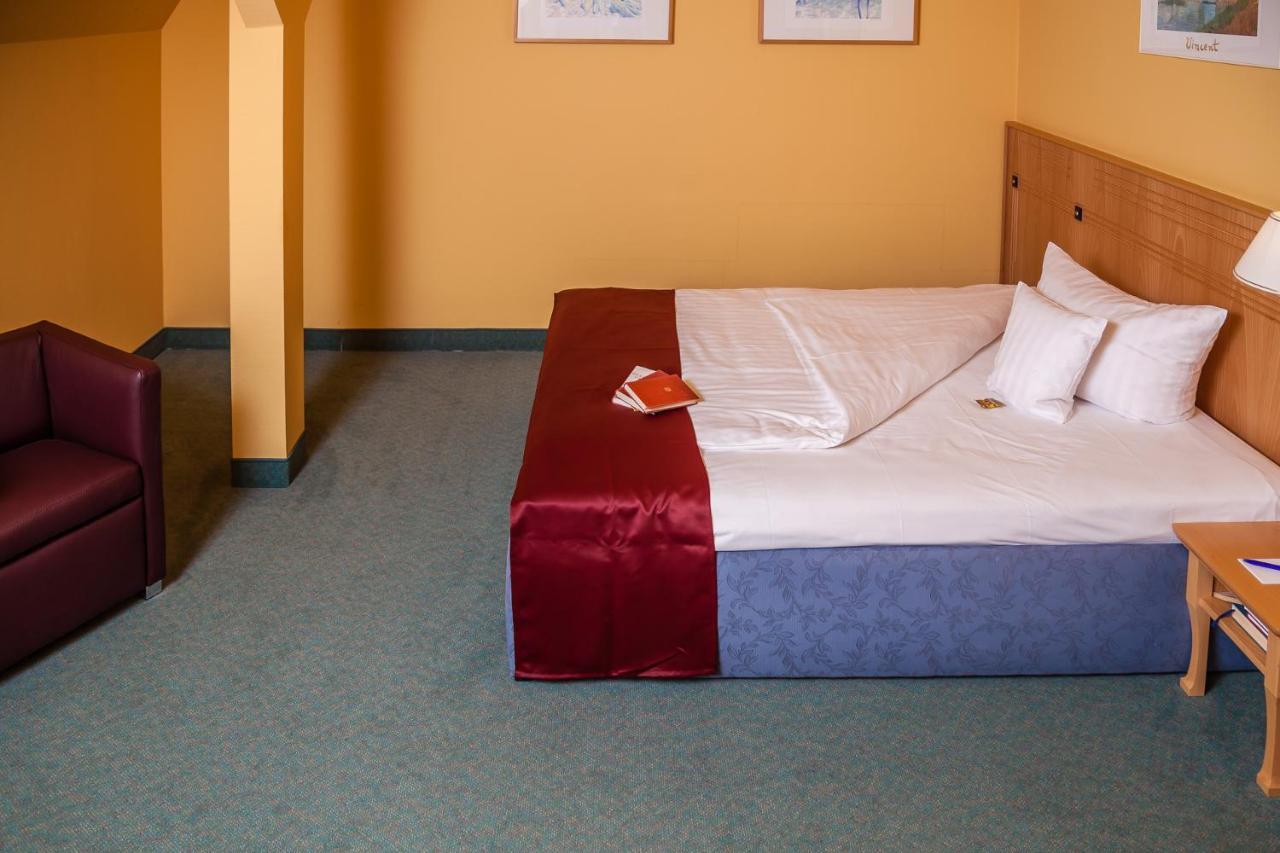 Spa Hotel Amsee Waren Szoba fotó